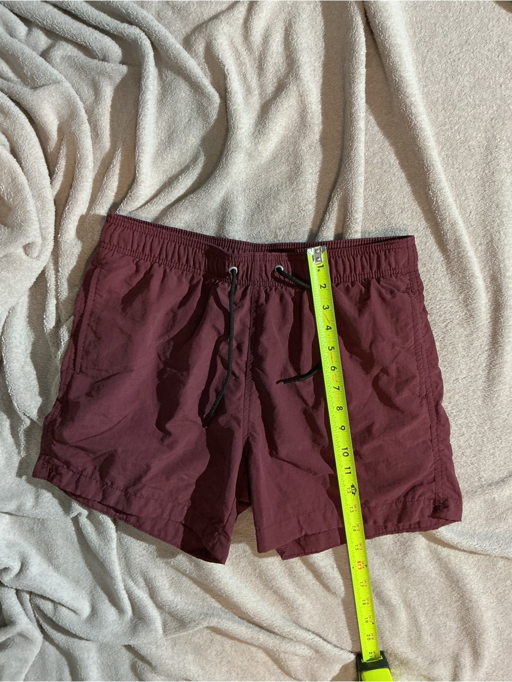 H&M Men's Maroon Drawstring Swim Shorts